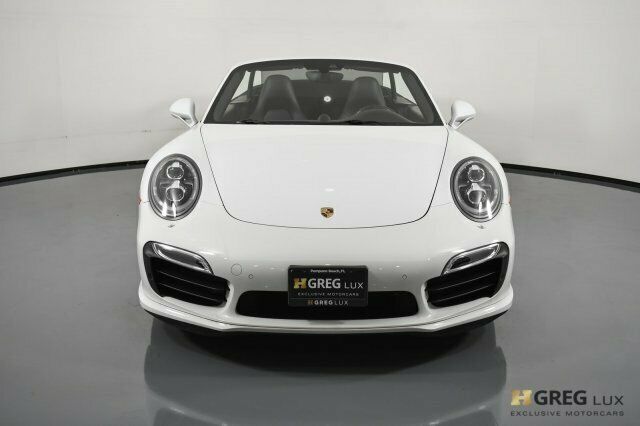 2014 Porsche 911 (White/Black)
