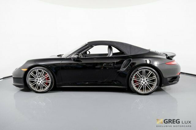 2015 Porsche 911 (Black/Black)