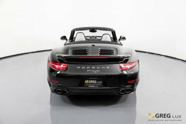 2015 Porsche 911 (Black/Black)