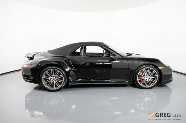 2015 Porsche 911 (Black/Black)
