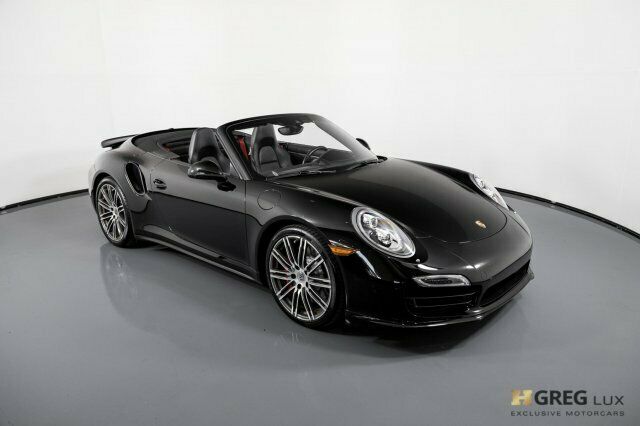 2015 Porsche 911 (Black/Black)