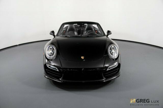 2015 Porsche 911 (Black/Black)