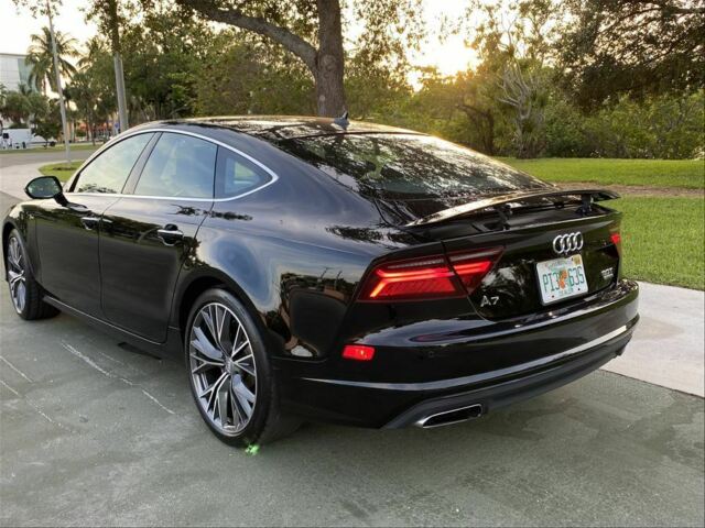 2016 Audi A7 (Black/Black)