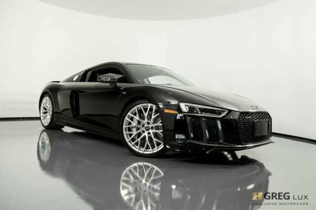 2018 Audi R8 (Black/Black)