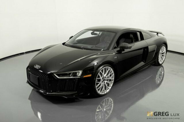 2018 Audi R8 (Black/Black)