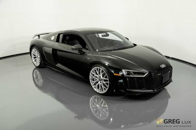 2018 Audi R8 (Black/Black)