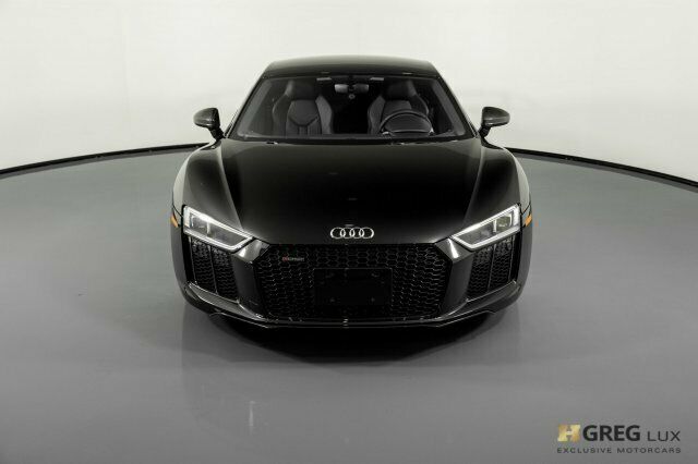 2018 Audi R8 (Black/Black)