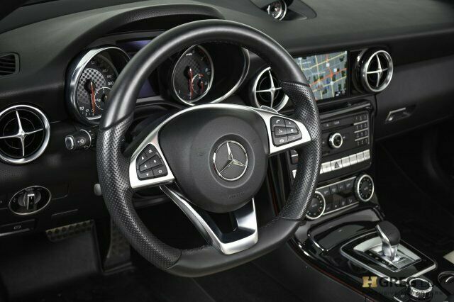 2018 Mercedes-Benz SL-Class (White/designo Porcelain w/Nappa Leather Upholstery or Na)