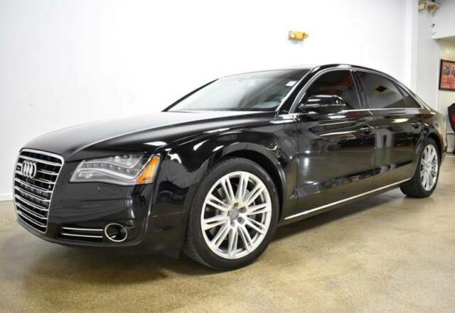 2014 Audi A8 (Black/Black)