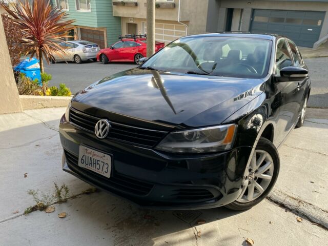 2012 Volkswagen Jetta (Silver/Black)