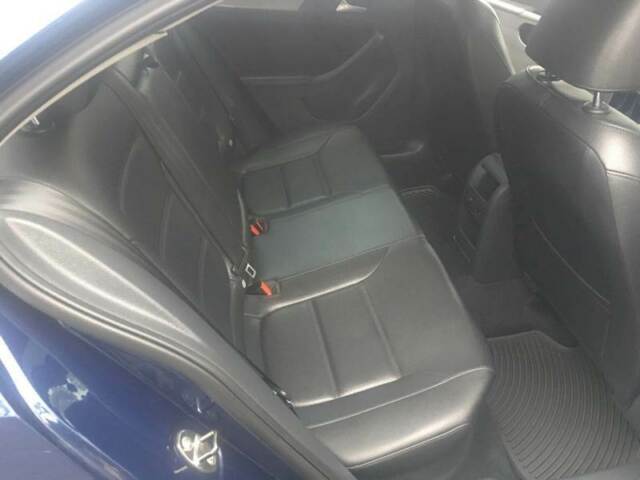 2013 Volkswagen Jetta (Blue/Black)