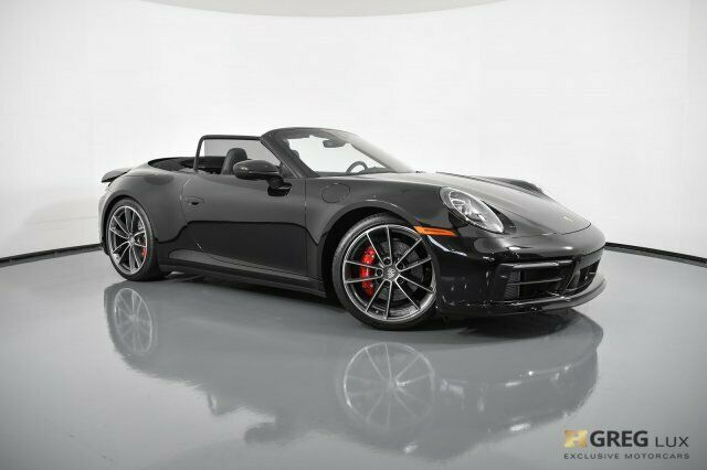 2020 Porsche 911 (Black/Black)