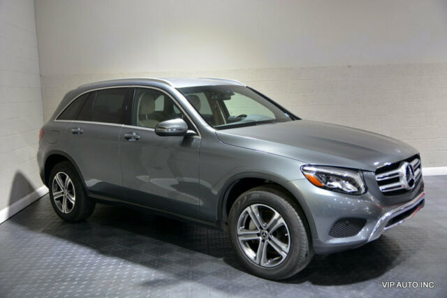 2017 Mercedes-Benz GLC (Gray/Brown)