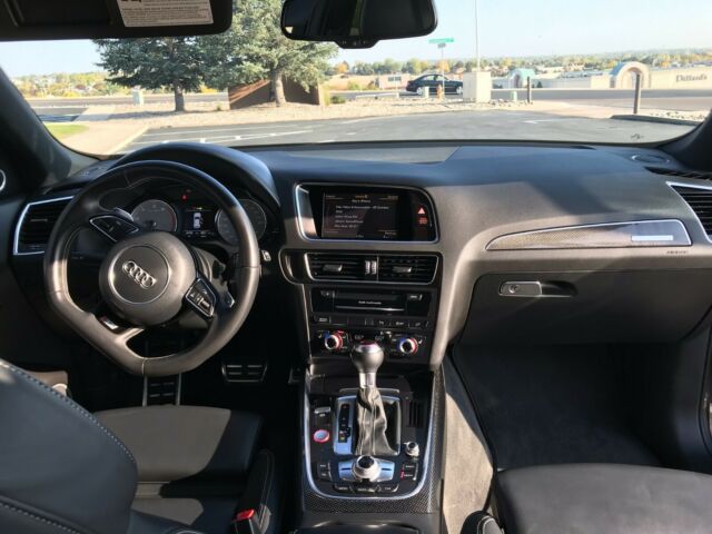 2016 Audi SQ5 (Gray/Black)