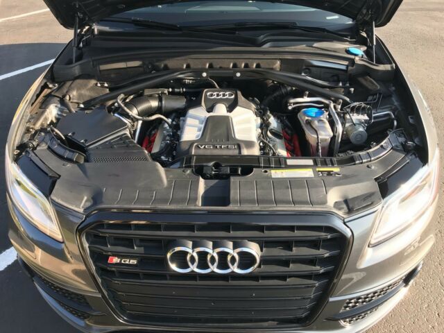 2016 Audi SQ5 (Gray/Black)
