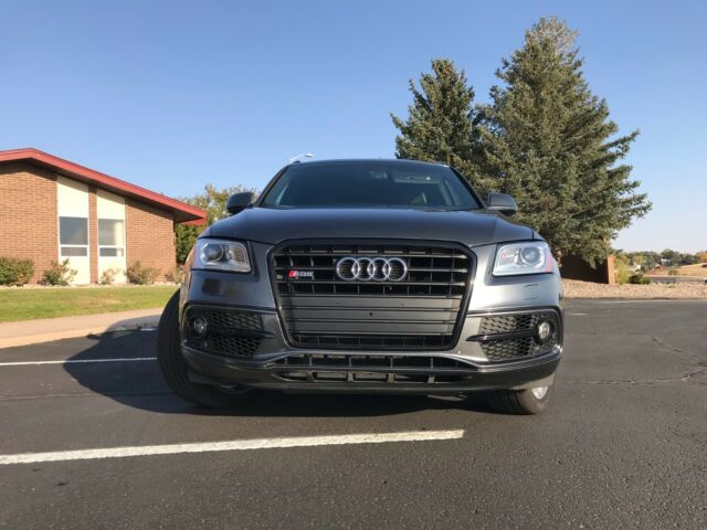 2016 Audi SQ5 (Gray/Black)