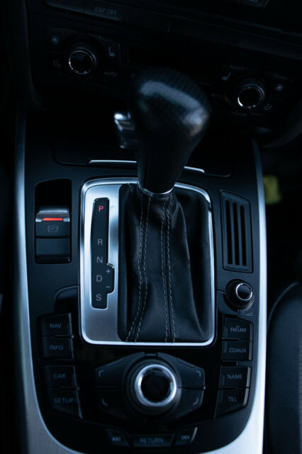 2009 Audi A5 (Gray/Black)