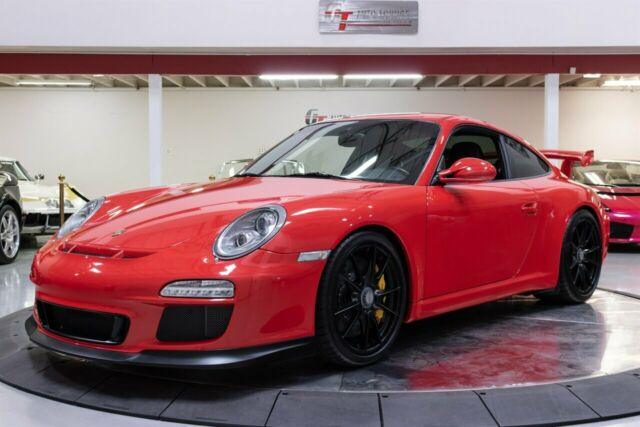 2010 Porsche 911 (Guards Red/Black)