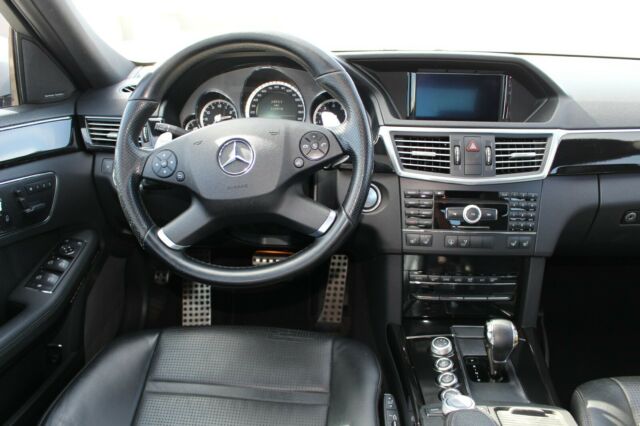 2010 Mercedes-Benz E-Class (Silver/Black)