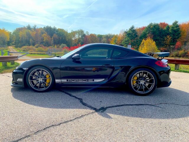 2016 Porsche Cayman (Jet Black Metallic/Black)