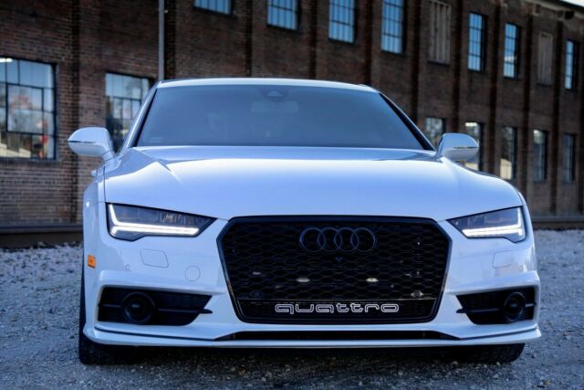 2016 Audi S7 (White/Black)