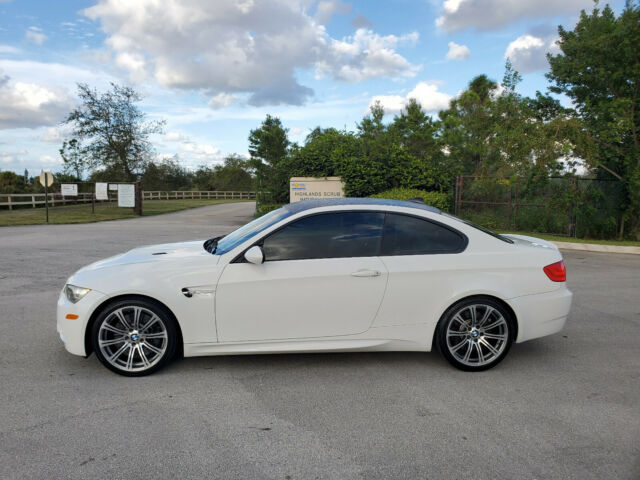 2011 BMW M3 (White/Red)