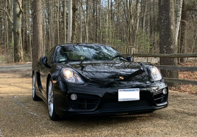 2015 Porsche Cayman (Black/Black)