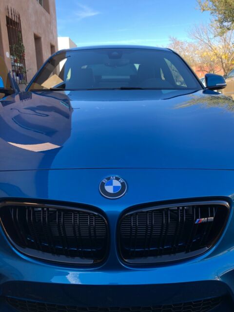 2017 BMW M2 (Black/Black Dakota leather with blue stitching)
