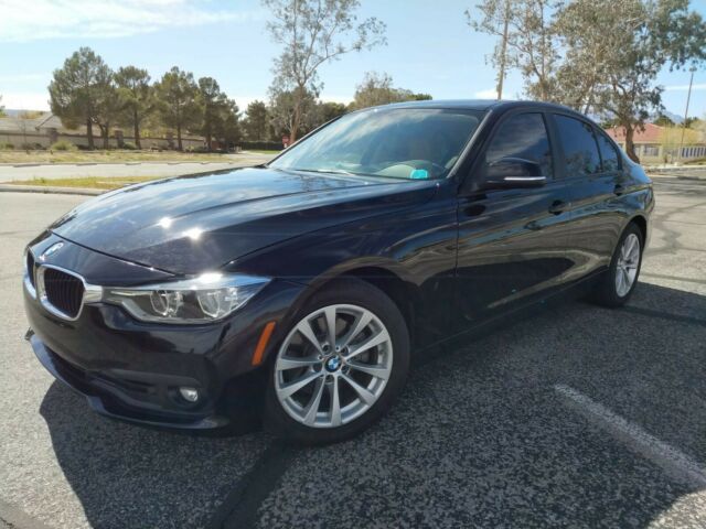 2018 BMW 3-Series (Black/White)