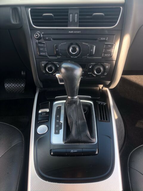 2012 Audi A4 (Black/Black)