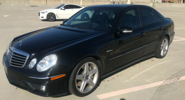 2007 Mercedes-Benz E-Class (Black/Black)