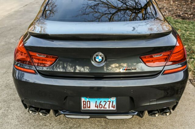 2014 BMW M6 (Gray/Tan)