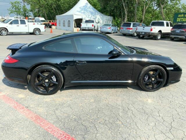 2011 Porsche 911 (Black/Black)