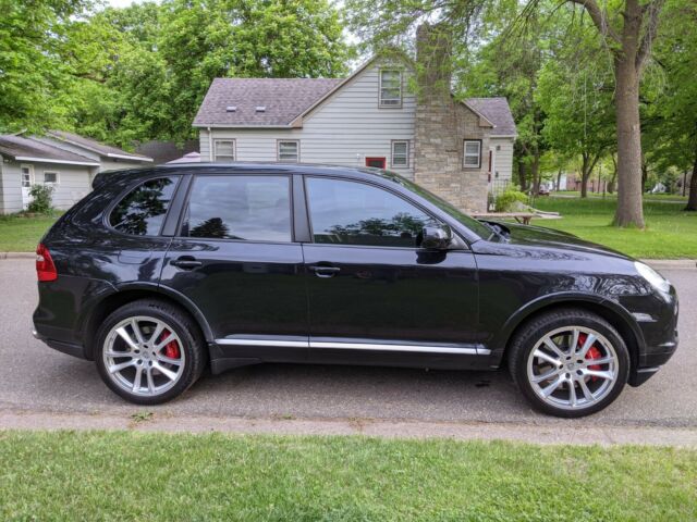 2008 Porsche Cayenne (Black/Chestnut)