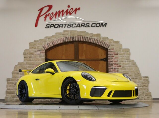 2018 Porsche 911 (Yellow/Black)
