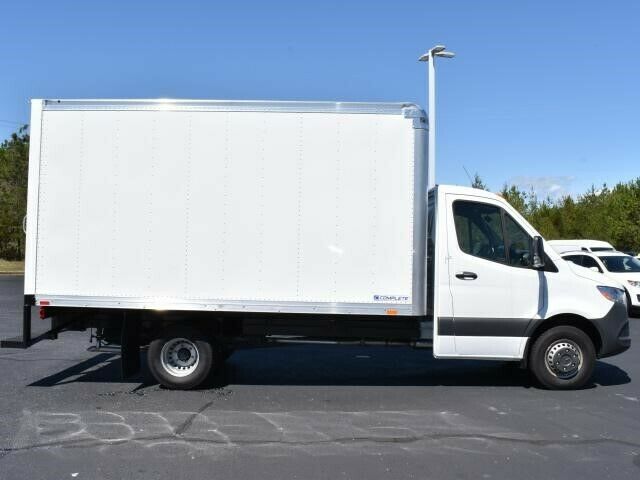 2019 Mercedes-Benz Sprinter (White/Gray)