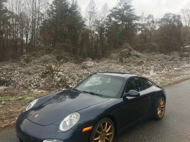 2010 Porsche 911 (Green/Tan)