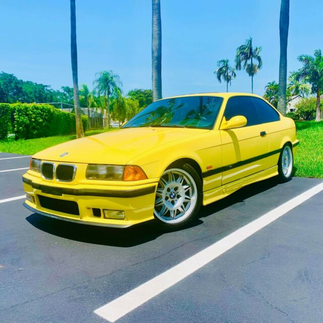 2017 BMW M3 (Yellow/Black)