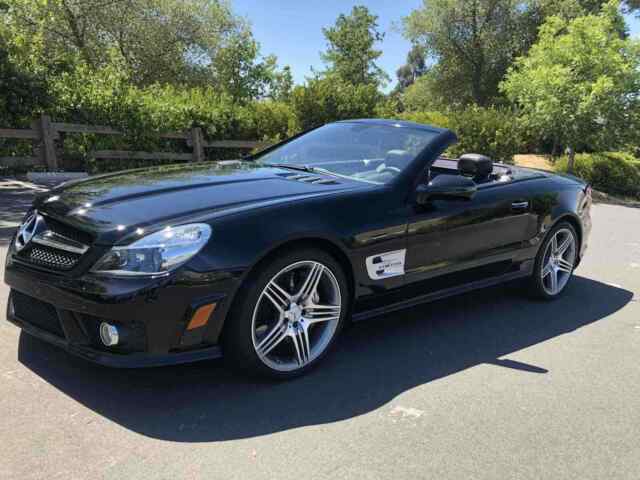 2012 Mercedes-Benz SL63 AMG