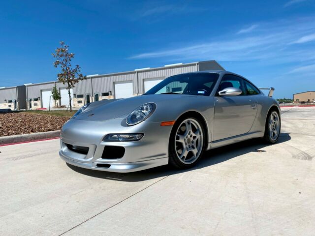 2007 Porsche 911 (GT Silver Metallic/Black)