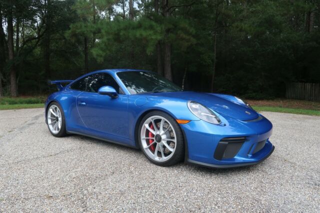 2018 Porsche 911 (Sapphire Blue Metallic/Black Full Leather)