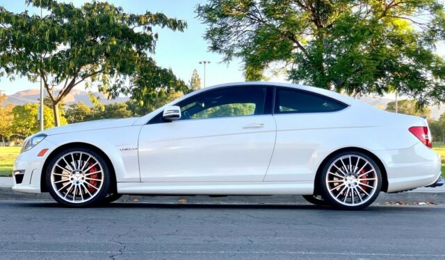 2013 Mercedes-Benz C-Class (White/Red)