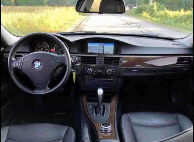 2011 BMW 328i xDrive (Black/Black)