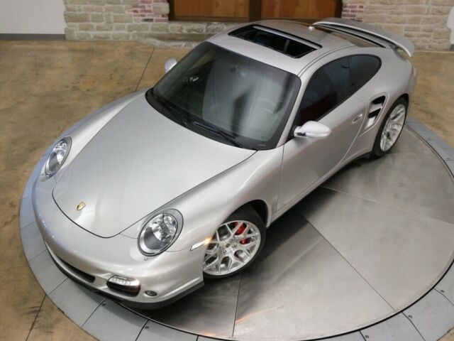 2009 Porsche 911 (Silver/Black)