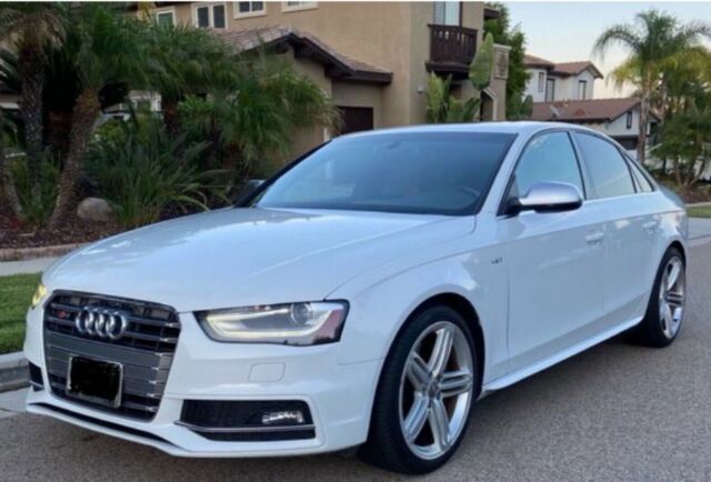 2013 Audi S4 (White/Red)