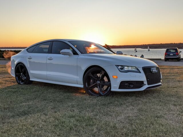 2015 Audi RS7 (White/Black)