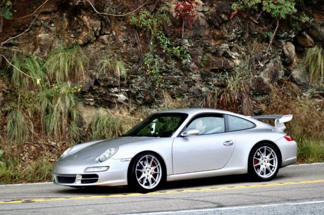 2007 Porsche 911 (Silver/Black)