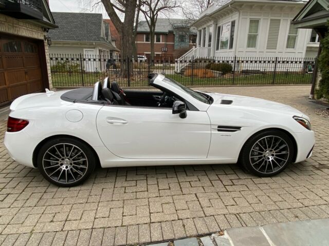 2017 Mercedes-Benz SL-Class (White/Black)