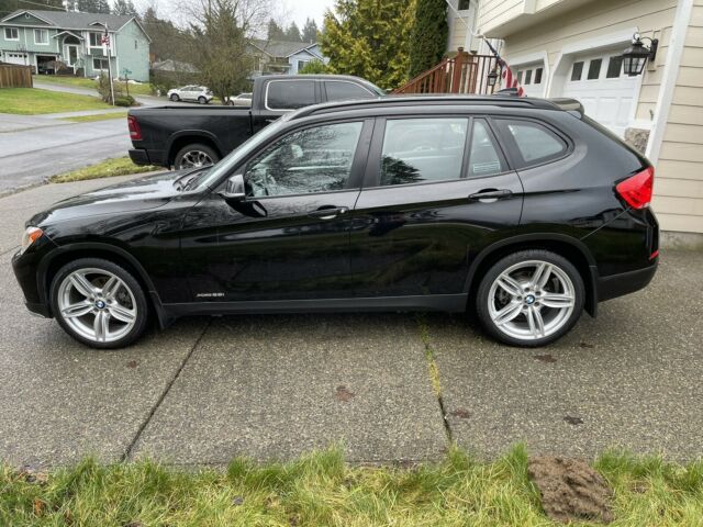 2015 BMW X1 (Black/Black)