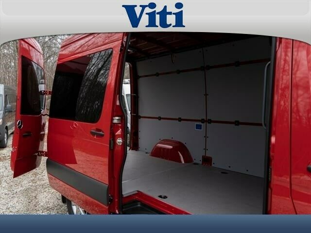 2020 Mercedes-Benz Sprinter (Red/Black)